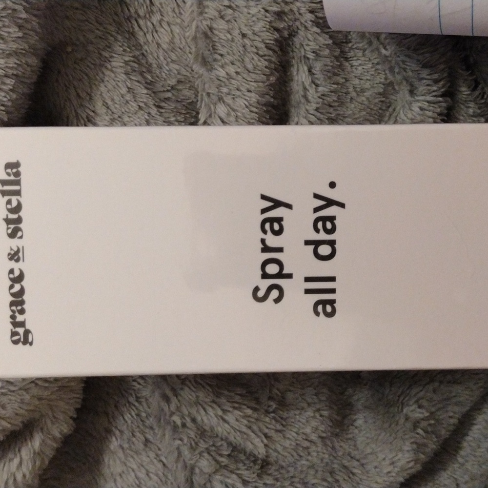 Grace & Stella Rose Water Facial Spray Moisturizer